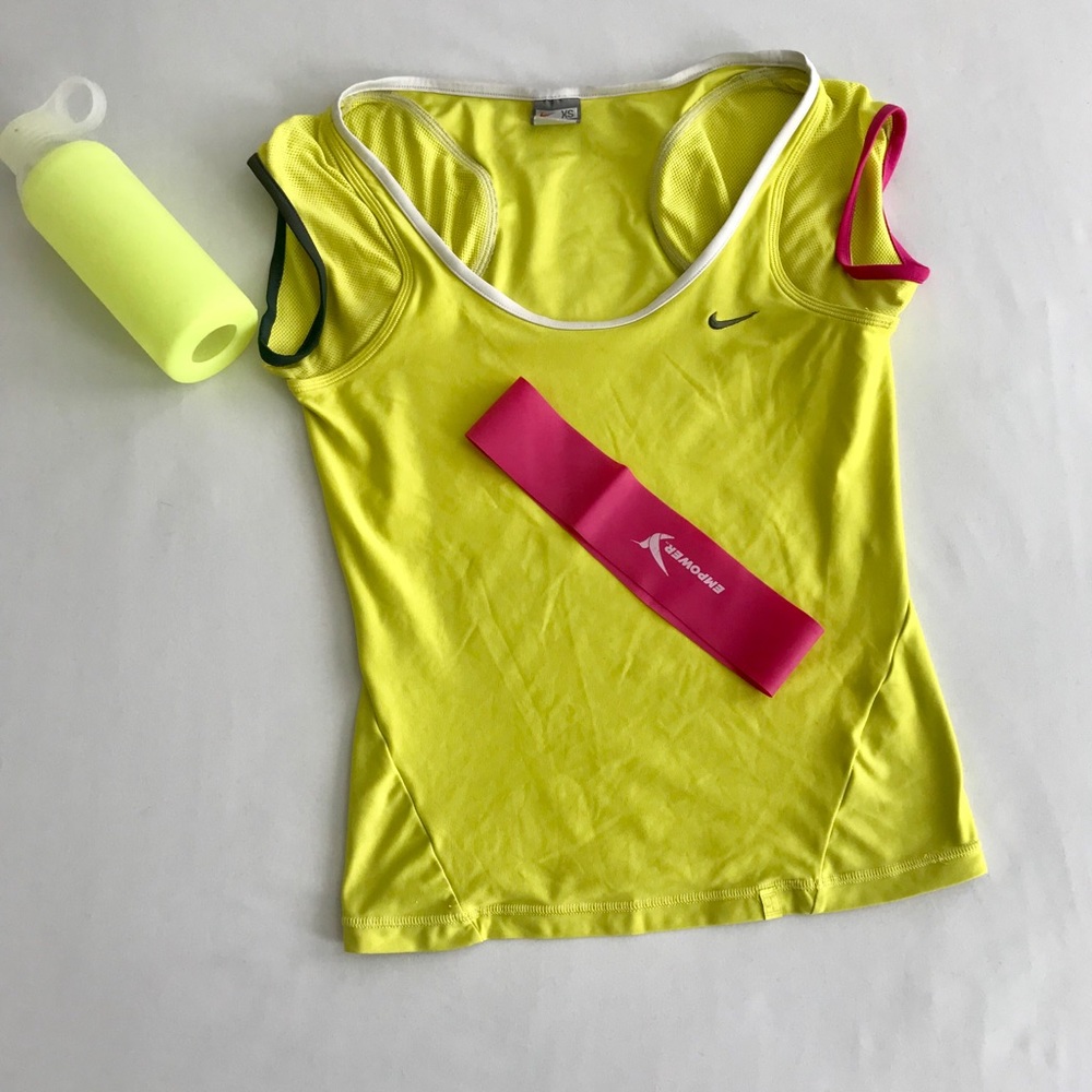 Nike top